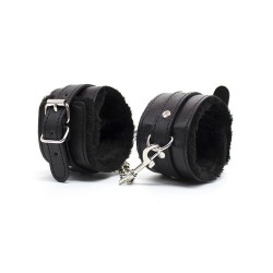 Premium Fur Lined Handcuffs / Shackle