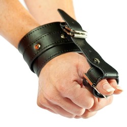 Wrist &amp; Thumb Restraint