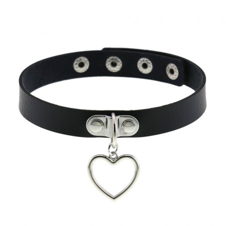 Cutout Heart Pendant Choker