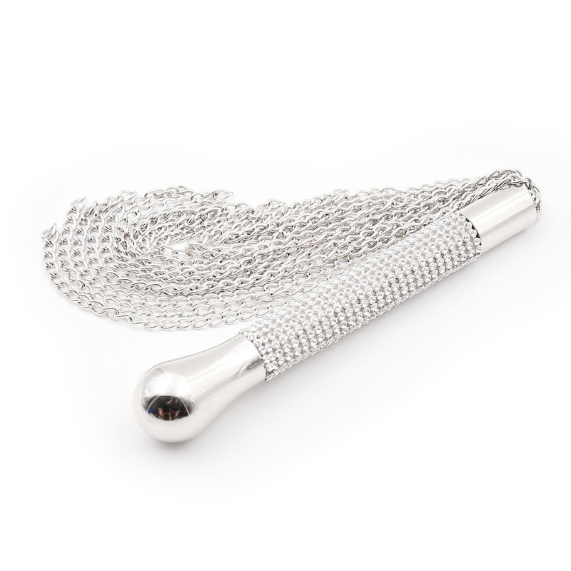 Diamond Handle With Iron Chain Whip